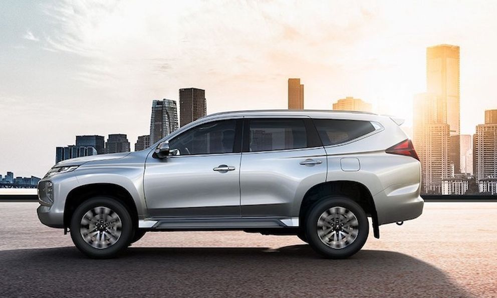 “Khó đỡ” với mức giảm kỷ lục của Mitsubishi Pajero Sport 2021 dành cho khách hàng giữa mùa đại dịch