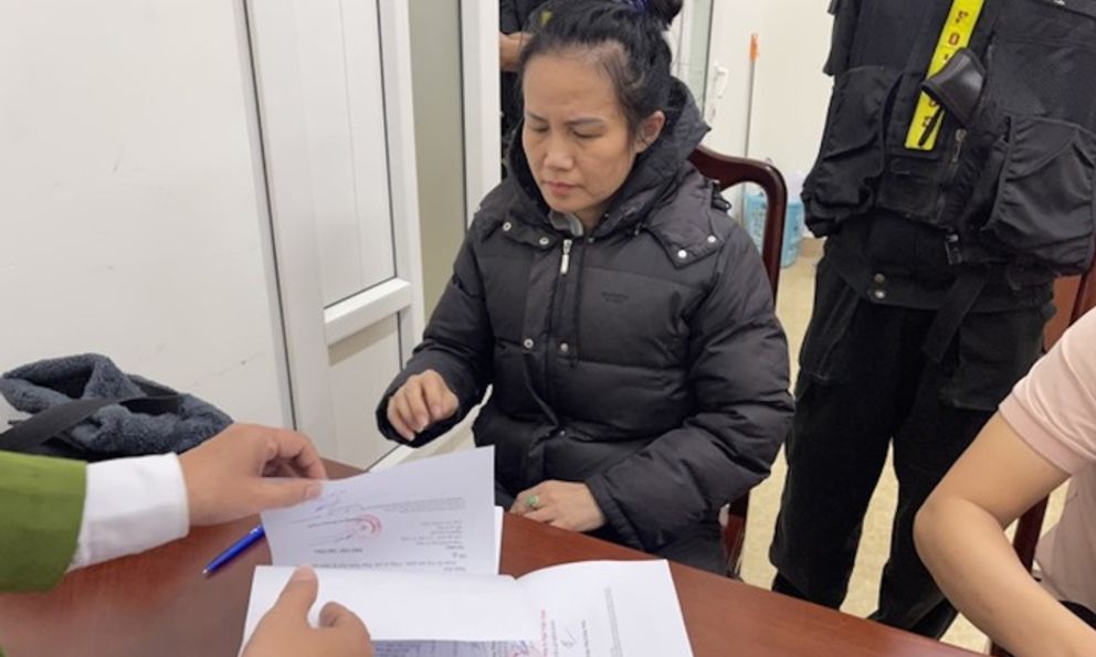 Bắt quả tang nhiều đối tượng 'phê' ma túy trong quán karaoke