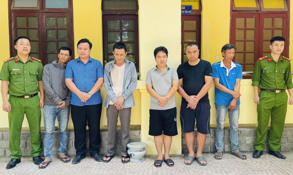 Phá đường dây cá độ bóng đá với số tiền hơn 22 tỷ đồng ở Quảng Bình