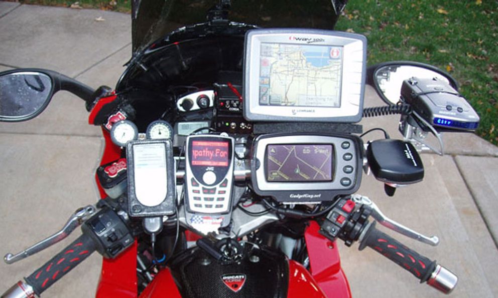 Ducati sắp trình làng siêu phẩm tích hợp radar trước và sau