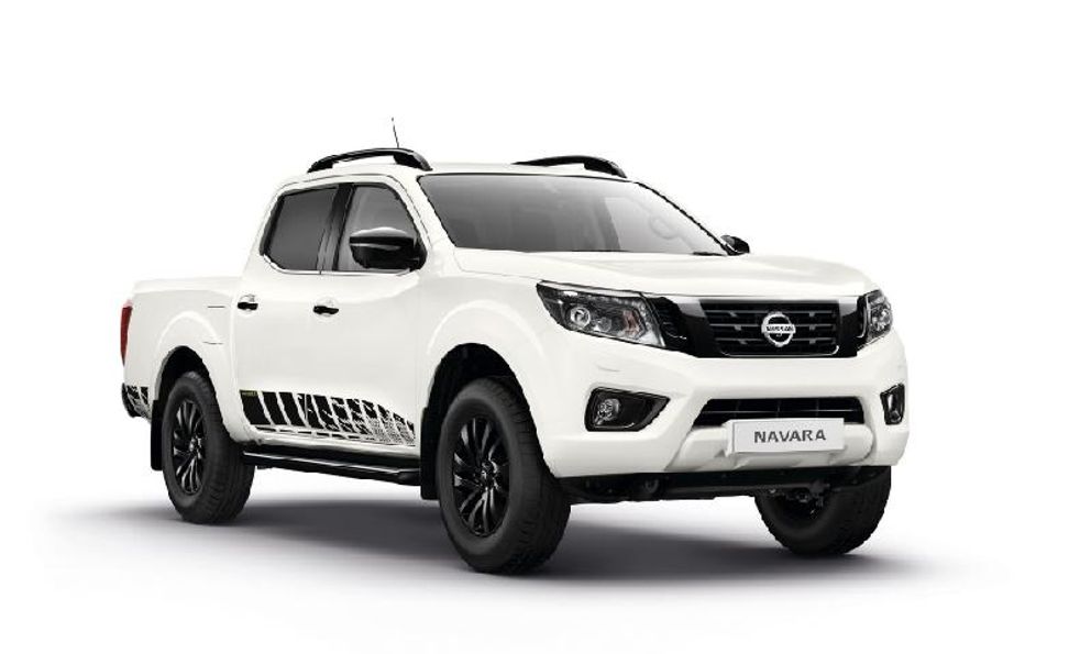 Ngắm nhìn thiết kế độc đáo mẫu bán tải đặc biệt Nissan Navara N-Guard 